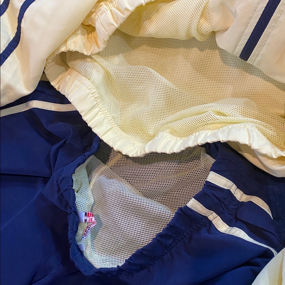 Three Hearts Lined Jogging Suit. Navy and Yellow. Sz Medium - Picture 10 of 10